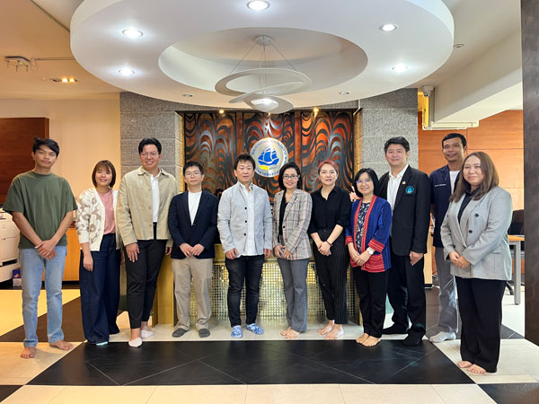 昆虫食 学び合い マハーサラカーム大学の研究者からヒアリング